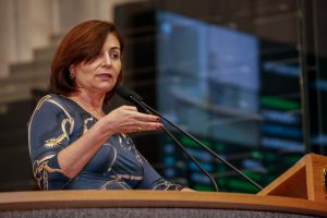 SOLIDARIEDADE - “Considero desumano retirar sem contrapartida a moradia de quem vive no local há mais de 40 anos.” Foto: Roberto Soares