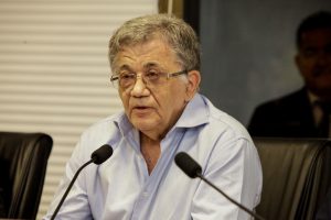 REGULAMENTO - “Setor de avicultura em Pernambuco faz exatamente o que a lei exige. Os abatedouros são fiscalizados diariamente”, garantiu o veterinário e vice-presidente da Avipe, Luis Costa Malta. Foto: Nando Chiappetta