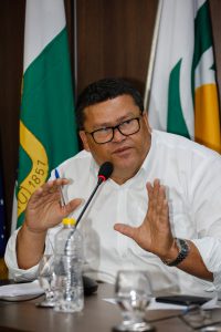ALTERNATIVAS - Para o presidente da Associação dos Sulanqueiros, é possível investir na compra de extintores de incêndio e na instalação de hidrantes. "Não queremos trazer prejuízos a quem trabalha no local", disse Pedro Moura. Foto: Roberta Guimarães