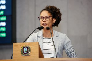 MÉRITO - “Prática vai além da questão motora, pois é responsável por retirar jovens de situações de vulnerabilidade social”, disse Jô Cavalcanti. Foto: Roberto Soares