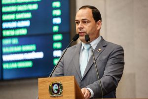 CRÍTICA - “Por conta da incompetência da Prefeitura, município ficou sem certificação federal e ficará inabilitado a captar recursos da União.” Foto: Roberto Soares