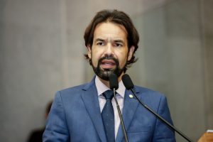 PACOTE - “Um dos eixos é a criação do Comitê Deliberativo do Funtec, que terá a gestão compartilhada com a iniciativa privada e as prefeituras.” Foto: Roberto Soares