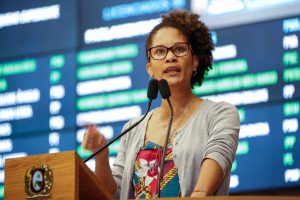 CRÍTICA - Juntas criticaram atitude de deputado federal do PSL-SP. “Não temos nada a comemorar neste País racista, onde ainda acontecem episódios como esse”, pontuou Jô Cavalcanti. Foto: Roberto Soares