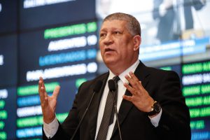 ALERTA - “Esperamos que a bancada federal esteja atenta, pois o salário mínimo na Constituição é uma cláusula pétrea.” Foto: Roberto Soares