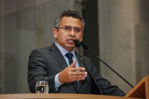 DENÚNCIA - O parlamentar afirmou que José Carlos Lopes vem sendo ameaçado há alguns anos e que, desde 2014, faz parte do Programa de Proteção a Defensores dos Direitos Humanos. Foto: Roberto Soares