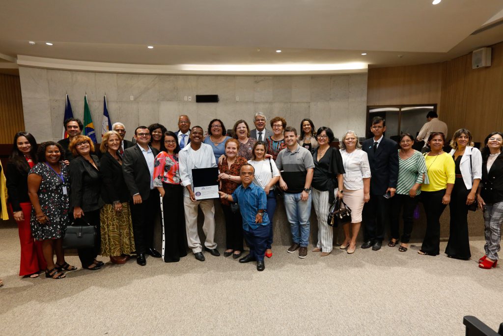 GEE 40 ANOS FADIMAB