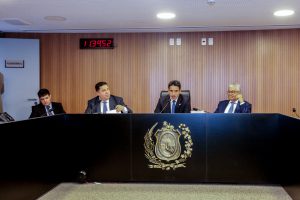 ANÁLISE - Pela manhã, nova redação da matéria recebeu aval da Comissão de Esporte e Lazer. Foto: Evane Manço