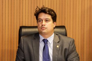 ANÁLISE - Para Lucas Ramos, que preside colegiado, dados do Orçamento demonstram “compromisso do Governo em priorizar as atividades que mais impactam a vida dos pernambucanos”. Foto: Nando Chiappetta