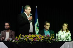 PARTICIPAÇÃO - Parceria entre Alepe e TRE-PE reuniu representantes da sociedade civil em Santa Cruz do Capibaribe. Foto: Nando Chiappetta