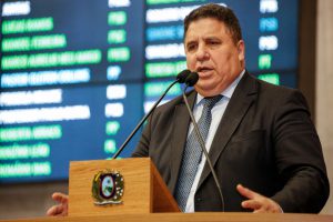 REFLEXÃO - “Estamos apreensivos e preocupados, porque o Brasil não está preparado para isso”, opinou o deputado. Foto: Roberto Soares