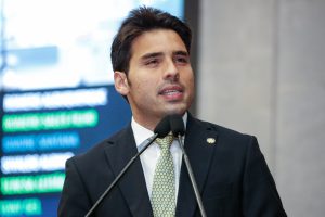 DESAFIO - “Segmento tem mais dificuldade de encontrar um emprego devido à pouca ou à falta de experiência.” Foto: Roberto Soares