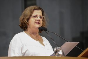 META - “Vamos para um novo ciclo de luta: a anulação dos processos, seguida da retomada da democracia e do combate à pobreza”, disse Teresa Leitão. Foto: Roberto Soares