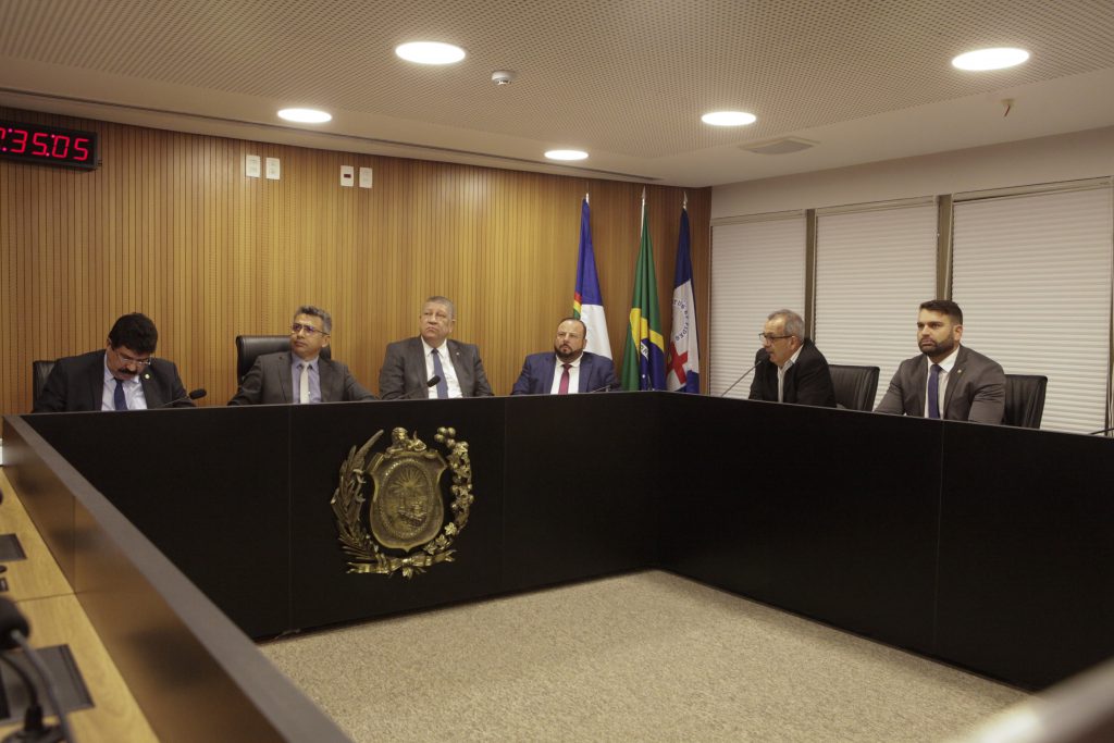 FISCALIZAÇÃO - Encontro teve a participação do presidente da Adagro, Paulo Roberto Lima, que apresentou dados e metas do Estado. Foto: Nando Chiappetta