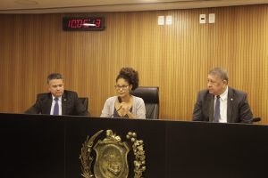 REJEIÇÃO - Colegiado também aprovou parecer contrário a projeto que prevê cobrança pelo uso de tornozeleira eletrônica de presos e apenados: “Afeta a população negra e periférica, que é alvo do encarceramento”, disse Jô Cavalcanti. Foto: Nando Chiappetta
