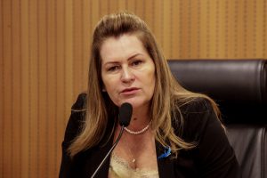 NOVEMBRO AZUL - Presidente do colegiado, Roberta Arraes ainda fez alerta sobre câncer de próstata. Foto: Nando Chiappetta