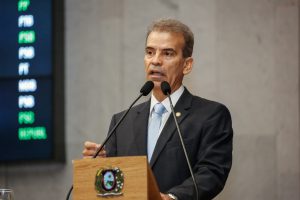 ATENDIMENTO - Segundo o deputado, clínicas conveniadas ao Sistema de Saúde dos Militares deixarão de executar cirurgias e exames. Foto: Roberto Soares