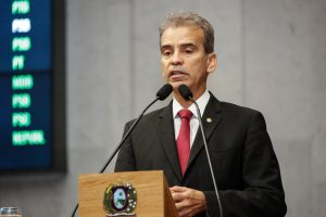 DIÁLOGO - “Tem o perfil ideal para assumir a função, pois possui sabedoria e equilíbrio para travar debates sobre o ecumenismo.” Foto: Roberto Soares