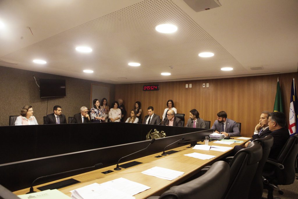 DEBATE - Encontro sobre o PLC 830/2019 deve ser realizado em conjunto com os colegiados de Administração Pública e de Finanças. Foto: Nando Chiappetta