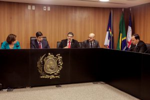 PACOTE - Oito projetos foram acatados pelo colegiado de Desenvolvimento Econômico, entre eles, o que disciplina a oferta de empréstimo consignado. Foto: Nando Chiappetta