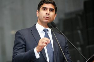 BALANÇO - “Além dos muitos projetos do governador, analisamos 171 propostas apresentadas por deputados.” Foto: Roberto Soares
