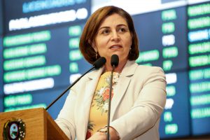 BANCADA - “São passos comedidos, mas firmes na direção da equidade de gênero nos espaços políticos”, avaliou a deputada. Foto: Roberto Soares