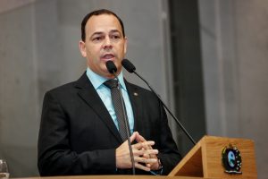 RESPONSABILIDADE - “Tenho a honra, de representar nossa gente do Agreste, em especial desse município.” Foto: Roberto Soares