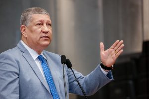 SITUAÇÃO - “Pernambuco tem uma gestão profícua, competente e honesta. Se não fosse o governador Paulo Câmara, teríamos dificuldade para cumprir nossas obrigações.” Foto: Roberto Soares