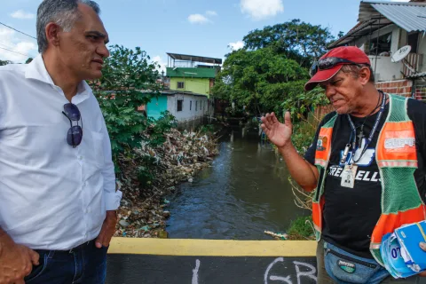Frente Parlamentar de Revitalização do Rio São Francisco, coordenada pelo deputado Odacy Amorim, faz visita de inspeção em áreas de vulnerabilidade ambiental dos rios Jaboatão e Tejipió.