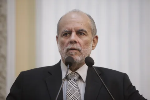BORGES – “Dificuldades advindas da crise econômica.” Foto: Roberto Soares