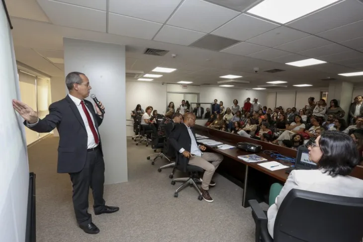 ANÁLISE - Para Amâncio, financiamento insuficiente e concentração de recursos no Governo Federal ainda representam obstáculos. Foto: Roberto Soares
