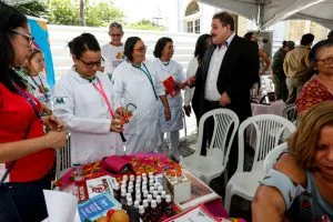 OPORTUNIDADE - Mais de 4 mil pessoas tiveram acesso a quase cem serviços oferecidos pela Alepe, em comemoração aos 30 anos da Constituição Estadual. Foto: Roberta Guimarães