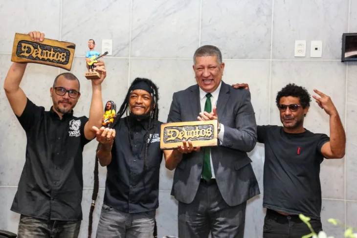 Reunião Solene em homenagem aos 30 anos da banda Devotos