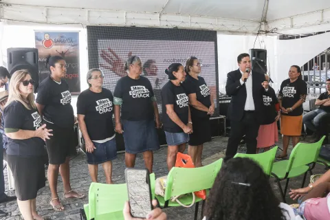 14º Mutirão pela Vida. Evento voltado às pessoas dependentes de drogas, tendo apoio da Frente Parlamentar em Defesa da Família