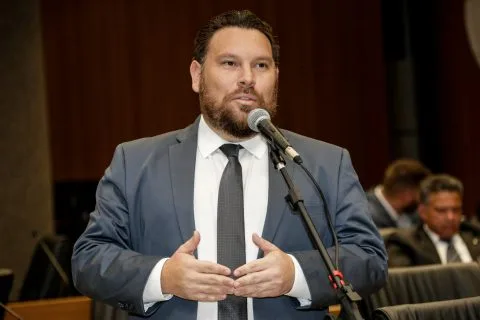 VANDALISMO - “Vamos fazer o que for cabível à nossa atuação para evitar a presença desses marginais nos eventos esportivos”. Foto: Roberto Soares