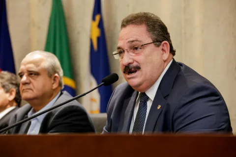 SEMINÁRIO - O presidente da Assembleia, Eriberto Medeiros, recebeu parlamentares e servidores de mais de 70 câmaras municipais. Foto: Sabrina Nóbrega
