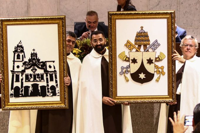 Alepe celebra Basílica de Nossa Senhora do Carmo