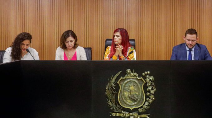 Propostas buscam melhorar atendimento para mulher com câncer