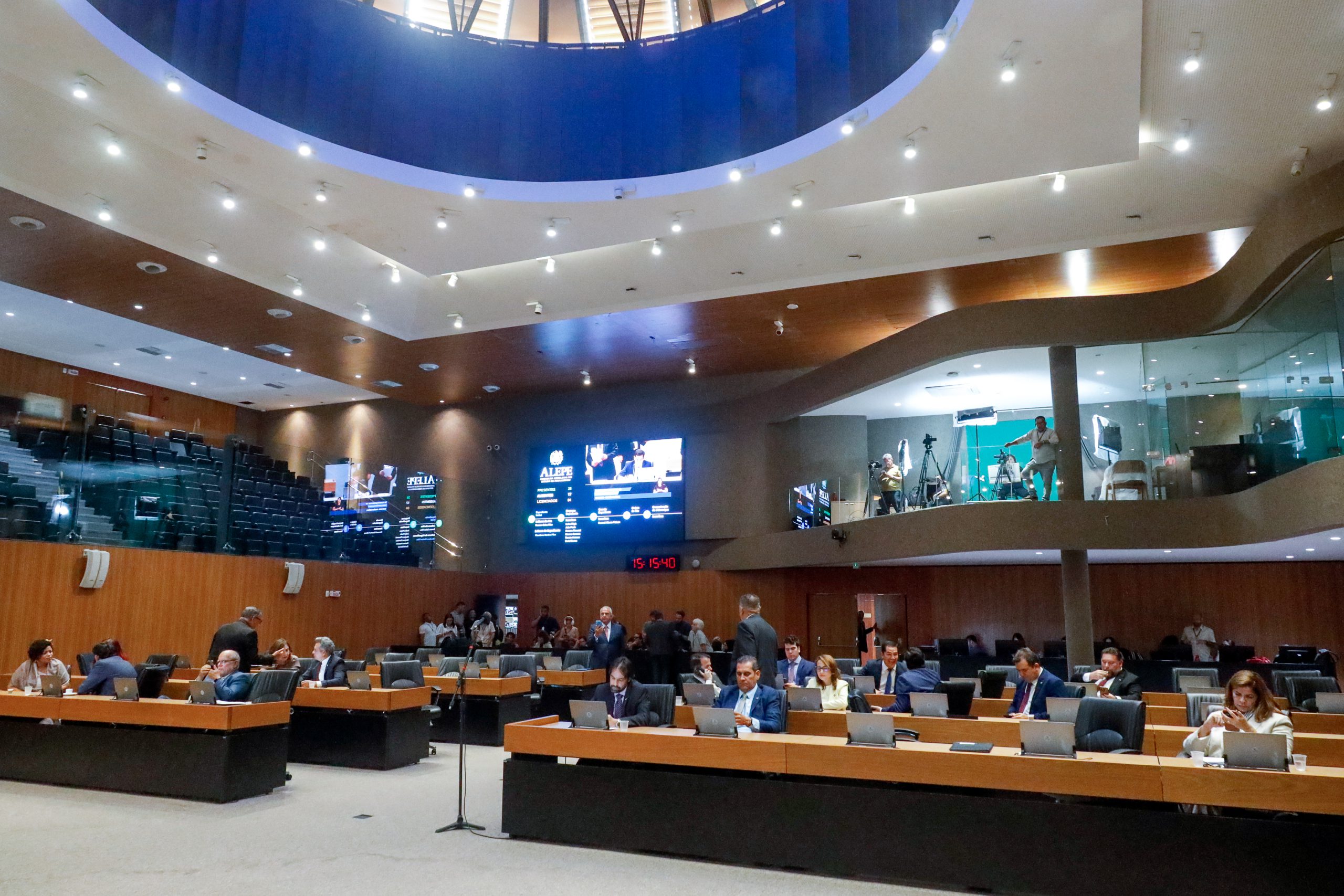 Parlamentares debatem legado de 45 anos do Partido dos Trabalhadores