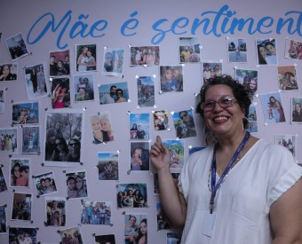 MOSAICO - Mural com as mães da Alepe foi sendo montado com as contribuições de toda comunidade que trabalha na Alepe. Foto: Roberta Guimarães